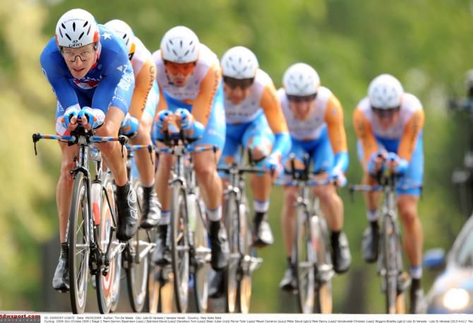Captain America, Dave Zabriskie, on the front for Garmin at the 2009 Giro