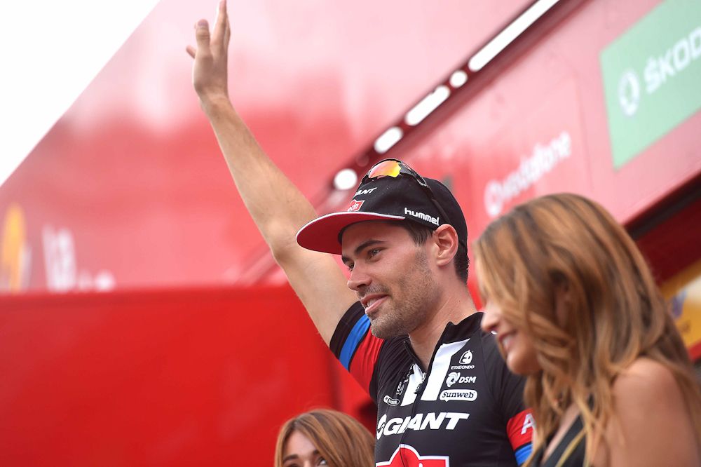Tom Dumoulin on the Vuelta's stage 17 podium.
