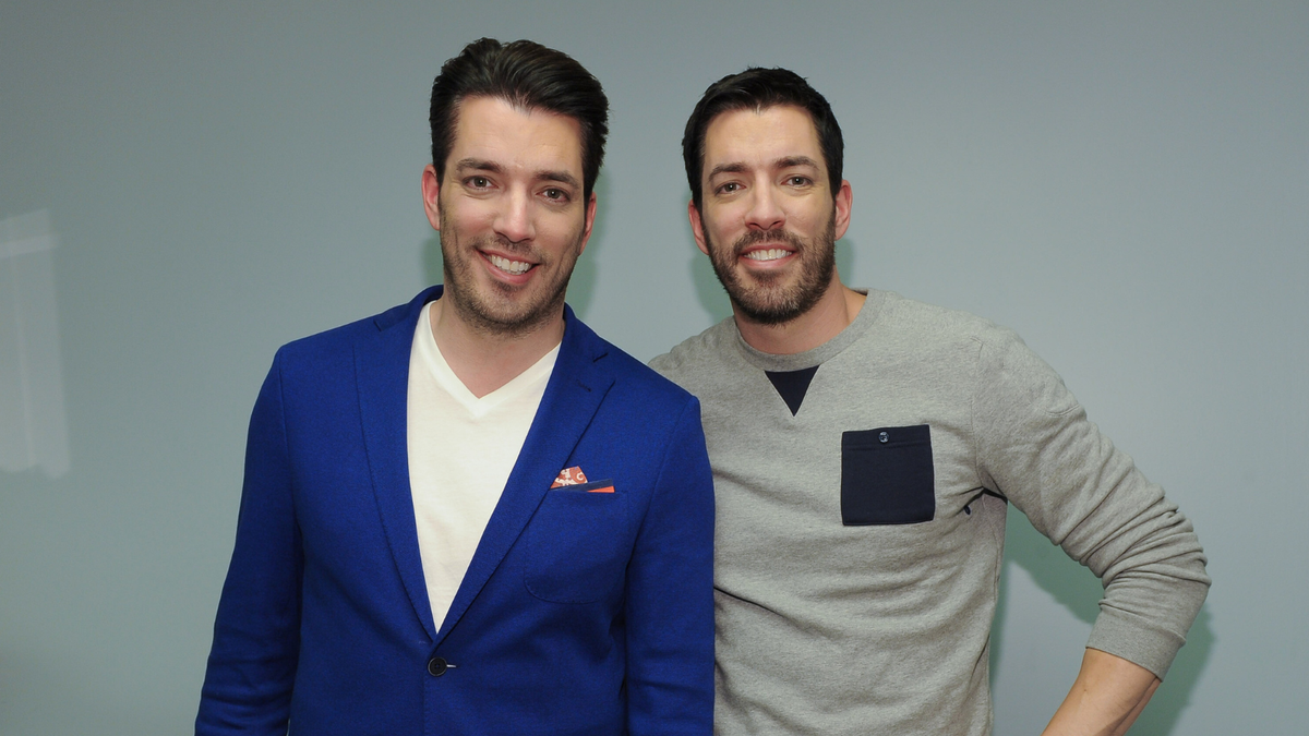 The Property Brothers swear by this aluminum foil paint tip