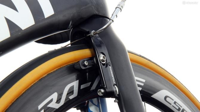 While stock Giant Propel Advanceds come with molded carbon fiber brake arms, team bikes instead go with machined aluminum calipers from Fouriers
