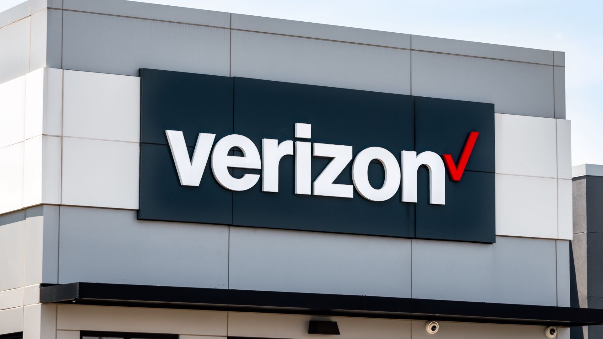 Verizon went down in parts of the US — live updates on latest outage Tom