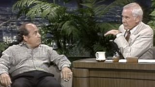 Danny DeVito and Johnny Carson in The Tonight Show