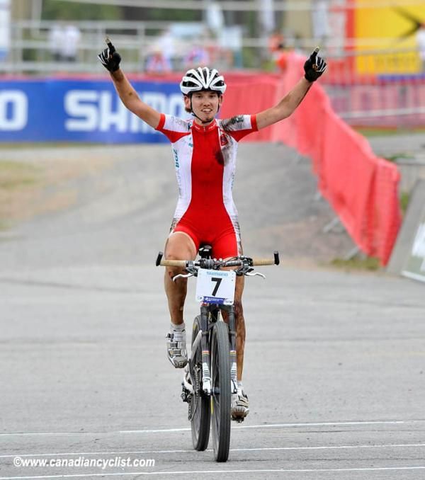 Paula Gorycka (Poland) takes the bronze