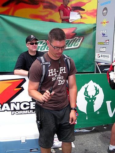 Dave Meadows (TrekVW mechanic) was the &lsquo;man&rsquo; with his spray mister on the start line at Deer Valley.