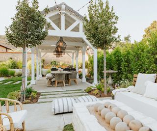 modern backyard with white pergola