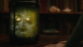 Skull in his jar in Lockwood & Co.
