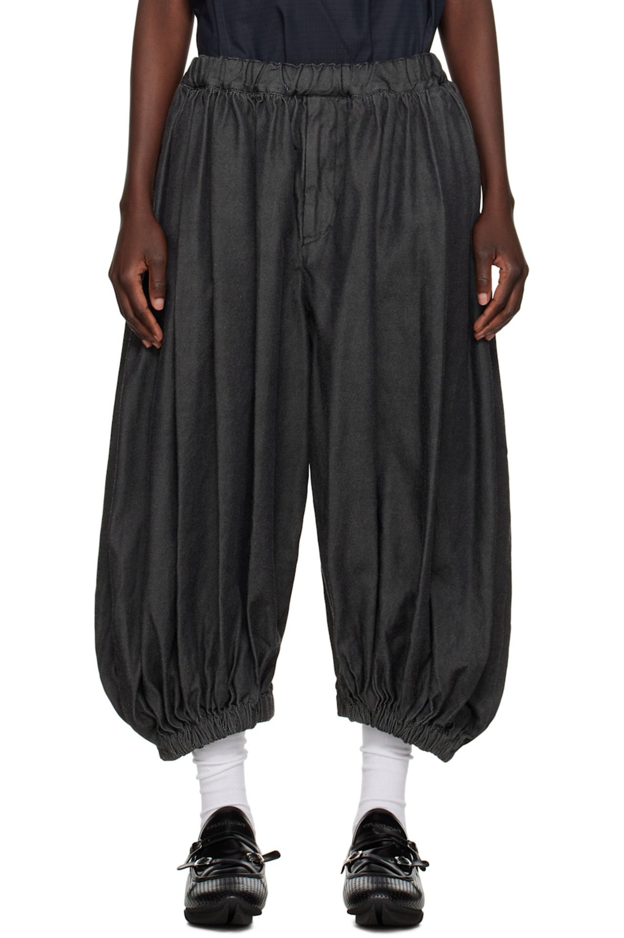 Black balloon pants