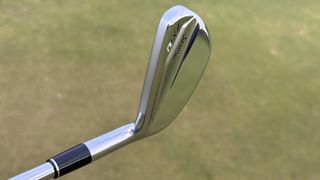 Photo of the Srixon ZXiU Utility Iron from the back