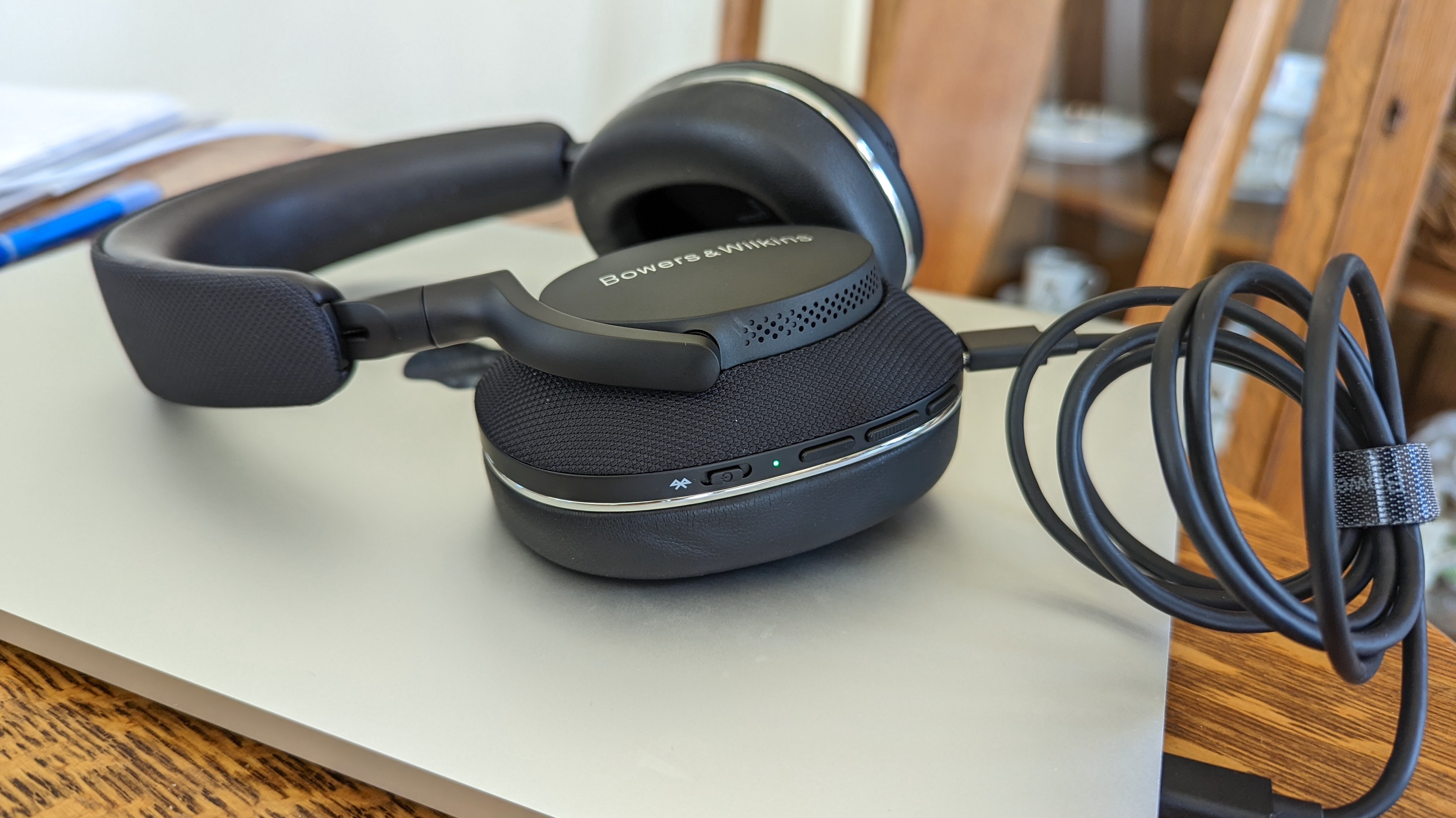 Bowers & Wilkins PX7 S2 review