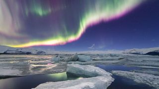 multicoloured swoosh over Jokulsarlon glacier lagoon