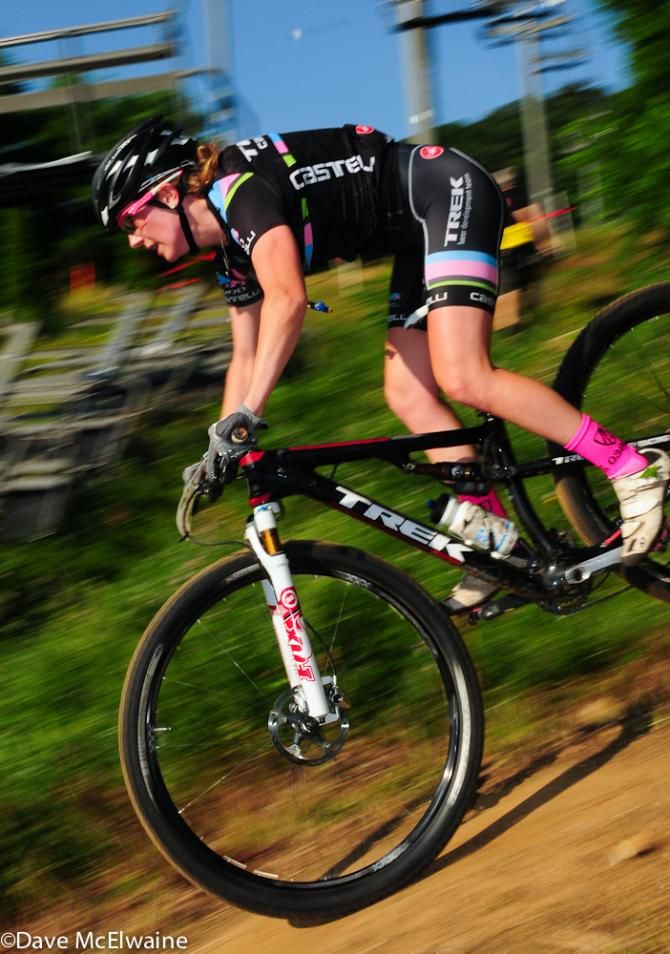 Ellen Noble (Trek) on a fast descent