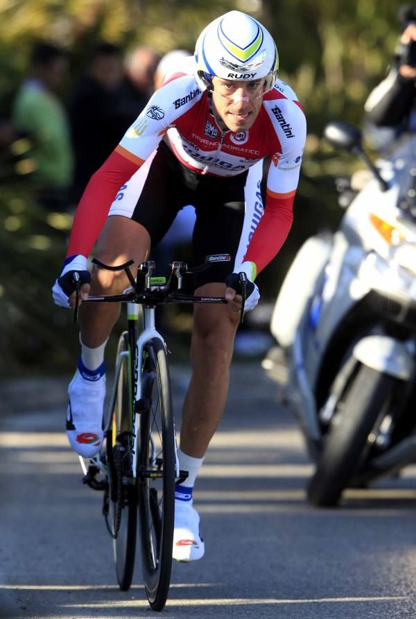Vincenzo Nibali (Liquigas-Cannondale) took the overall lead thanks to his performance in the final time trial at San Benedetto del Tronto.
