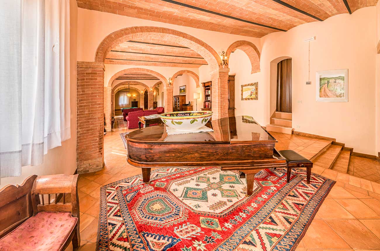 Tuscan villa, Siena, Sotheby's