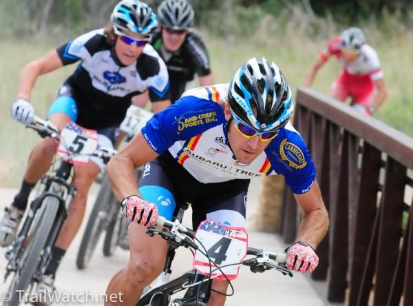 Jeremy Horgan-Kobelski (Subaru-Gary Fisher) followed by his team-mate Sam Schultz.