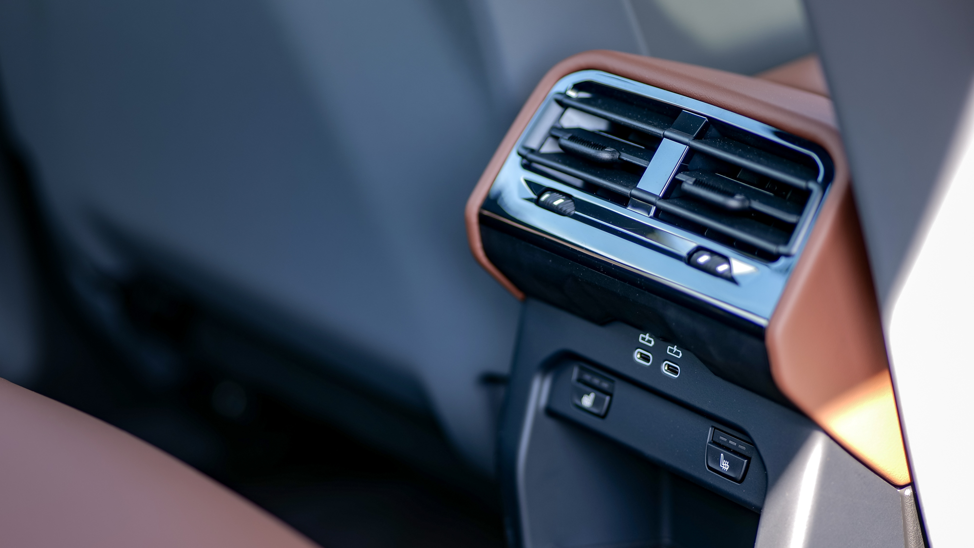 2026 BMW 550e review.