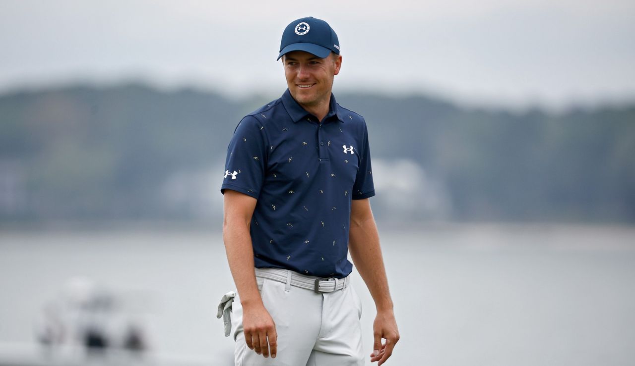 Spieth smiles