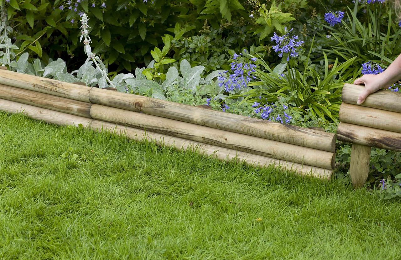 How To Build A Garden Border With Wood