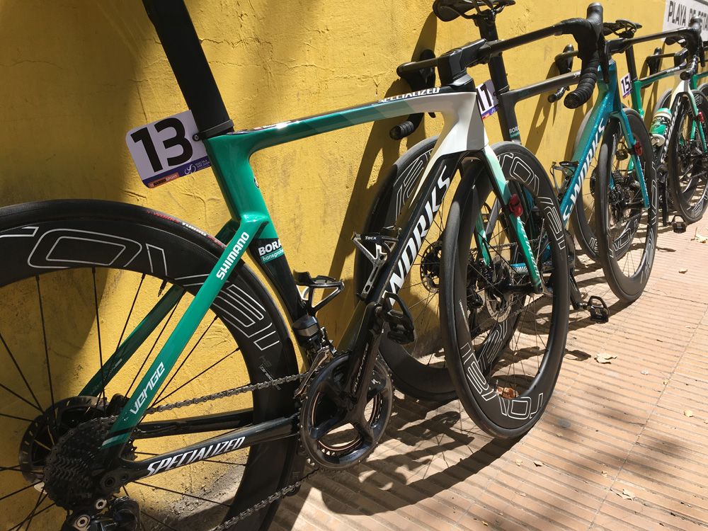 The standard-issue Bora-Hansgrohe Specialized S-Works Venge