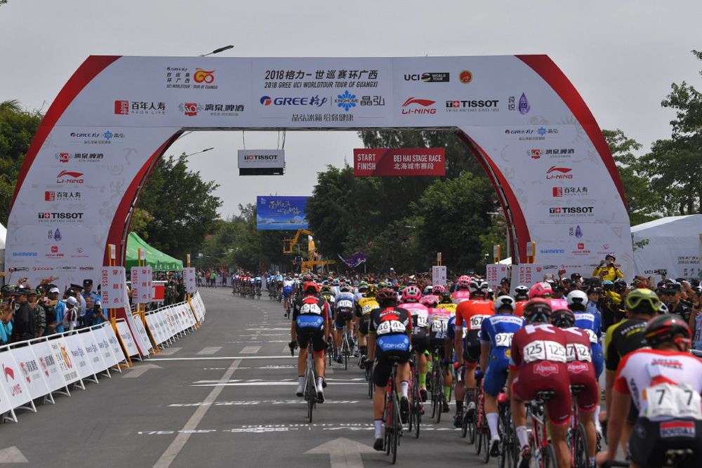 The speed was high as the riders passed through the finish area