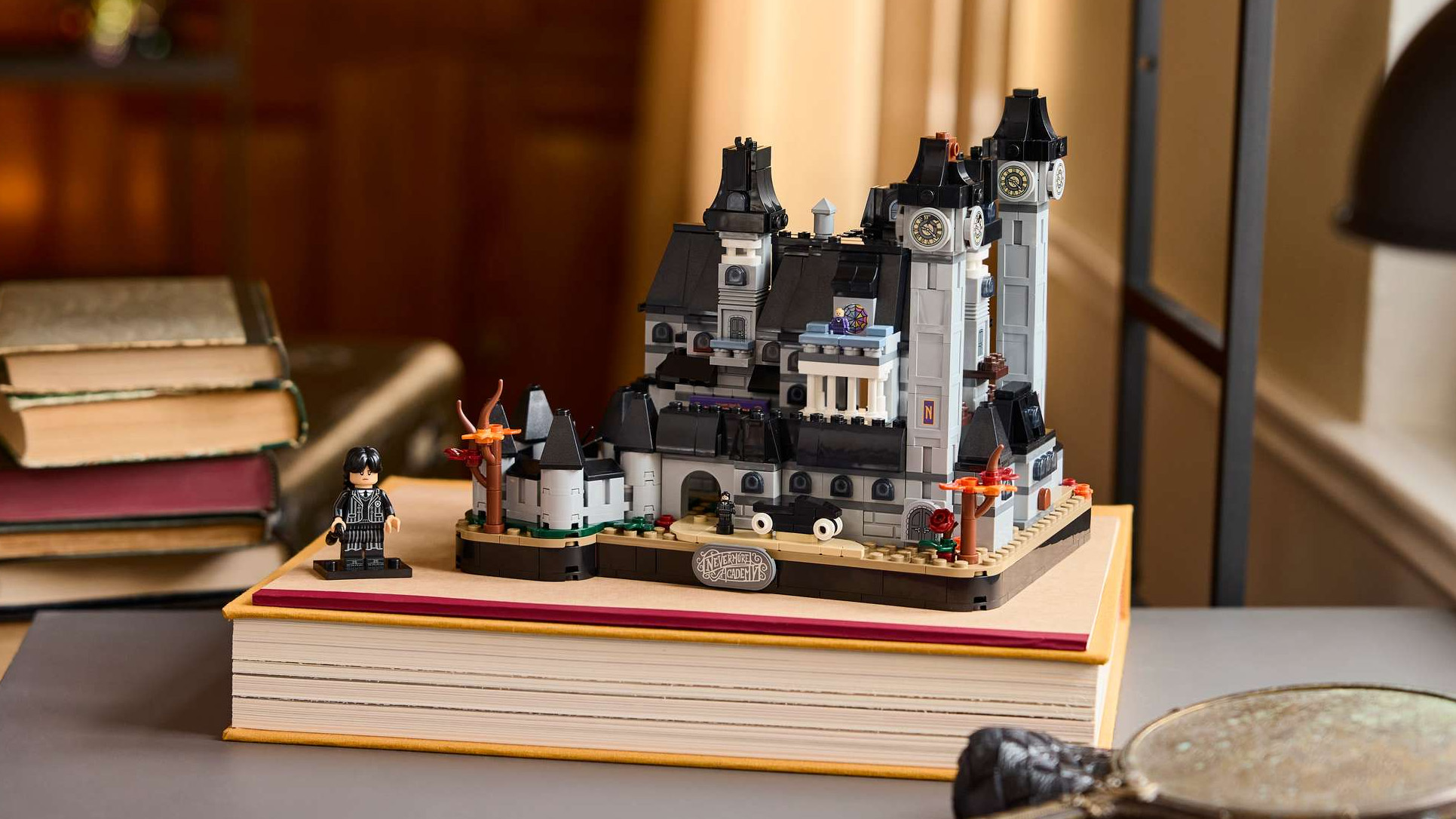 Lego Wednesday Nevermore Academy