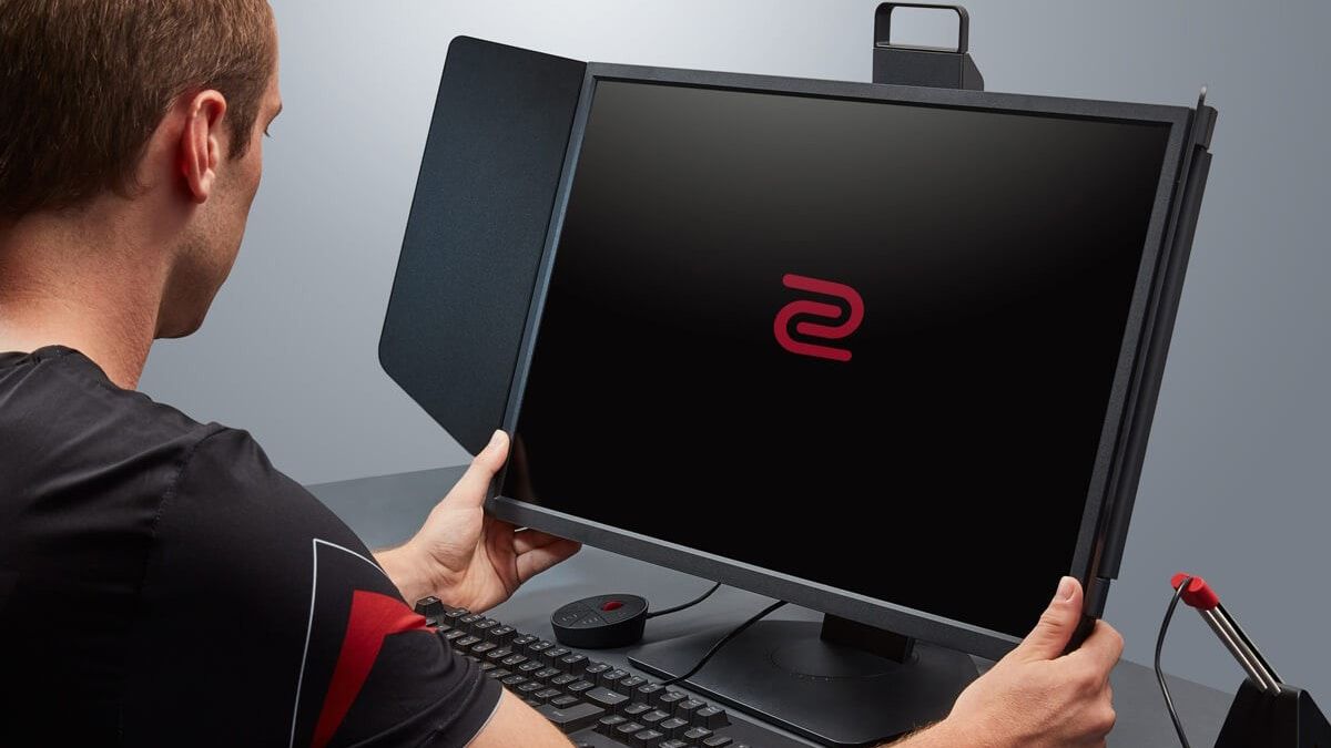 BenQ Zowie XL2546K review: powerful for the pros, but average for everyone  else