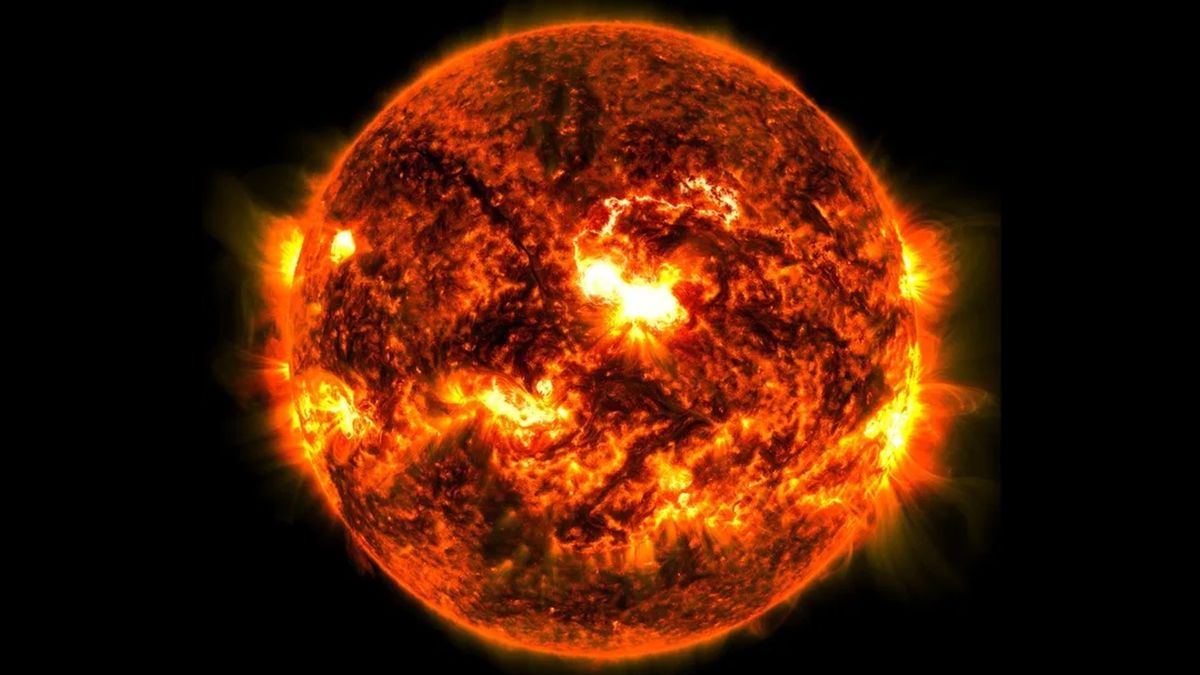 Solar storm bombarding Earth now may reach 'extreme' levels with