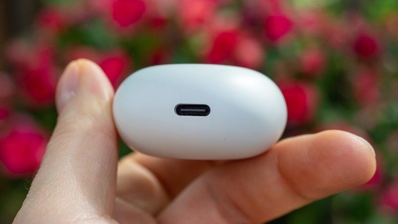 Google Pixel Buds A-Series charging port