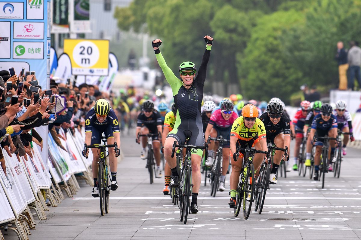 Kirsten Wild (Cylance Pro Cycling) celebrates stage 1 victory over Chloe Hosking