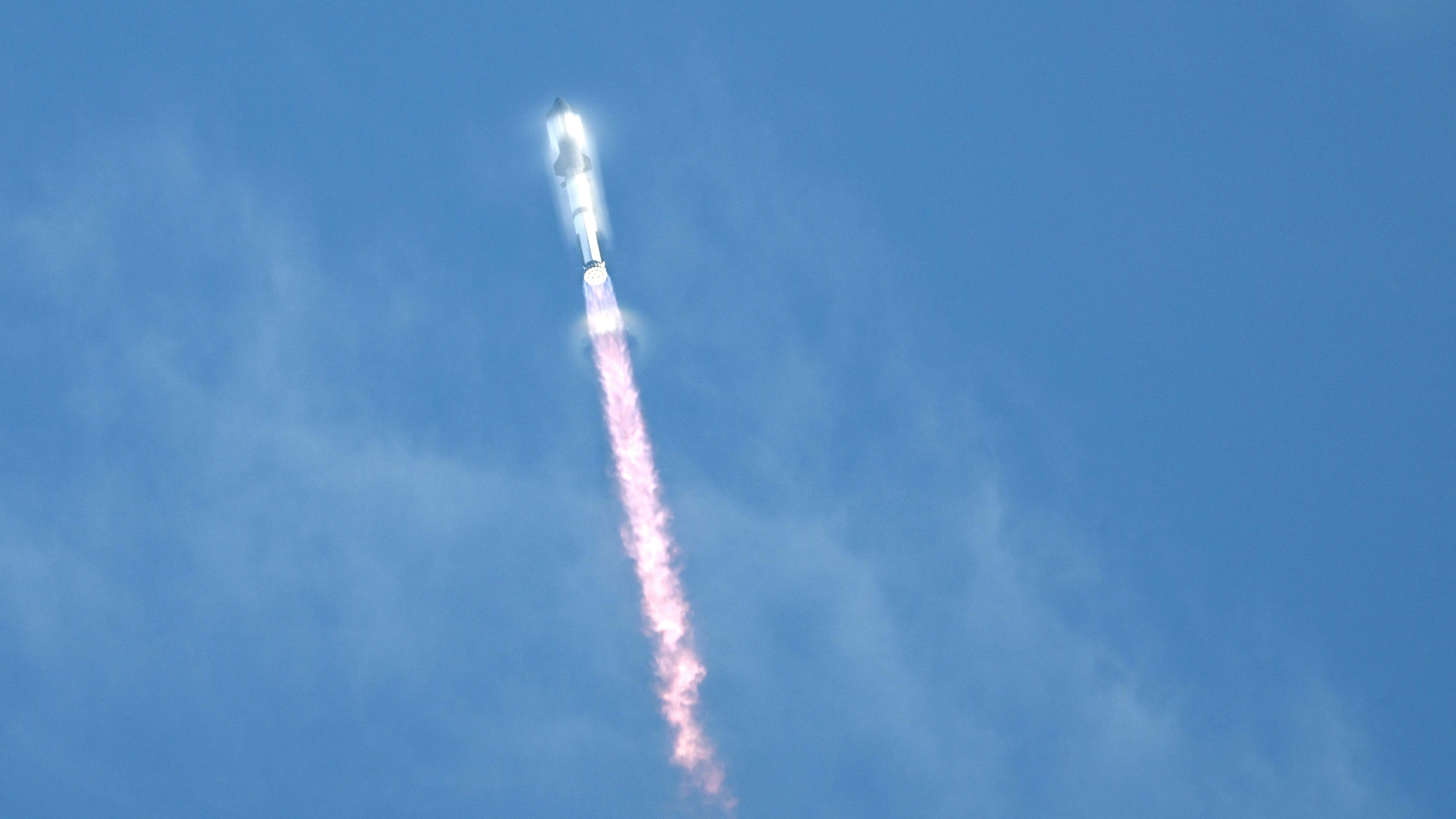 SpaceX&#039;s Starship lifting off from Starbase, Texas, as seen from South Padre Island on August 26, 2025.
