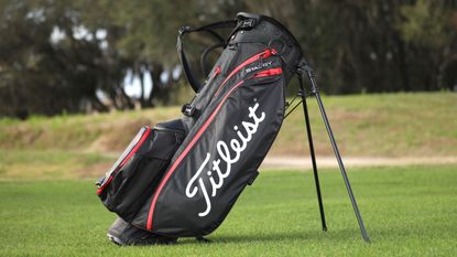 Titleist Players 5 StaDry Stand Bag Review