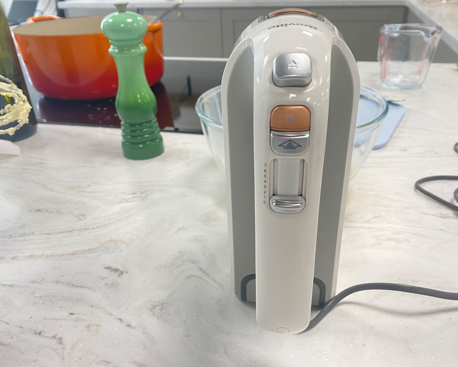 Oster HeatSoft Hand Mixer review The mixer that softens whilst mixing