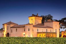 Exterior of Ch&acirc;teau Lafaurie-Peyraguey