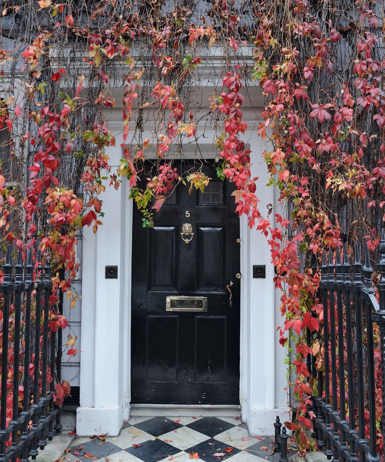 What does blowing cinnamon on your front door do? | Homes & Gardens