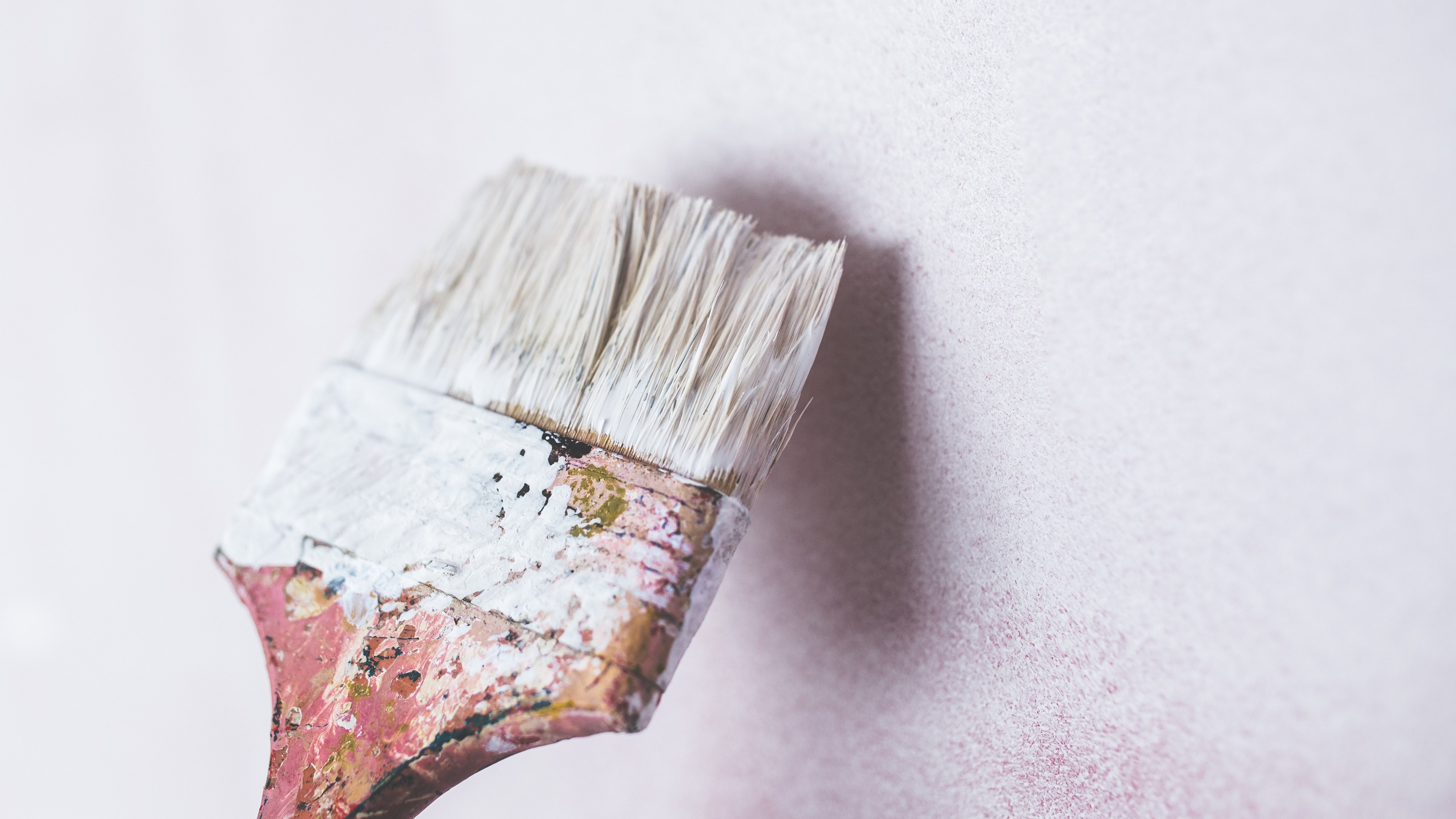 how-to-clean-paint-brushes-remove-even-dried-on-oil-or-water-based