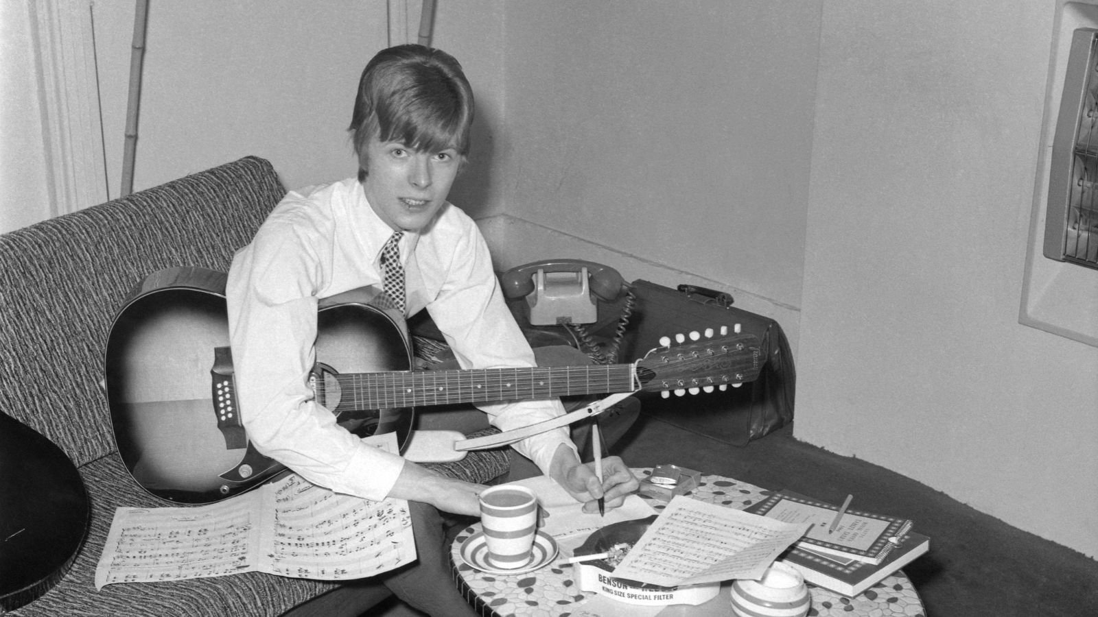 david bowie in his 60s living room