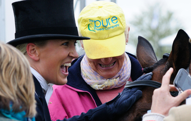 Gloucestershire, UK. 4th May 2018. Lissa Green and Lucinda Green with Hollyfield after the Dressage Phase of the 2018 Mitsubishi Motors Badminton Horse Trials, Badminton, United Kingdom. Jonathan Clarke/Alamy Live News
