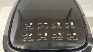 The menu on the Paris Rhône Air Fryer