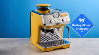 the delonghi arte evo in yellow version with a tom's guide prime day badge