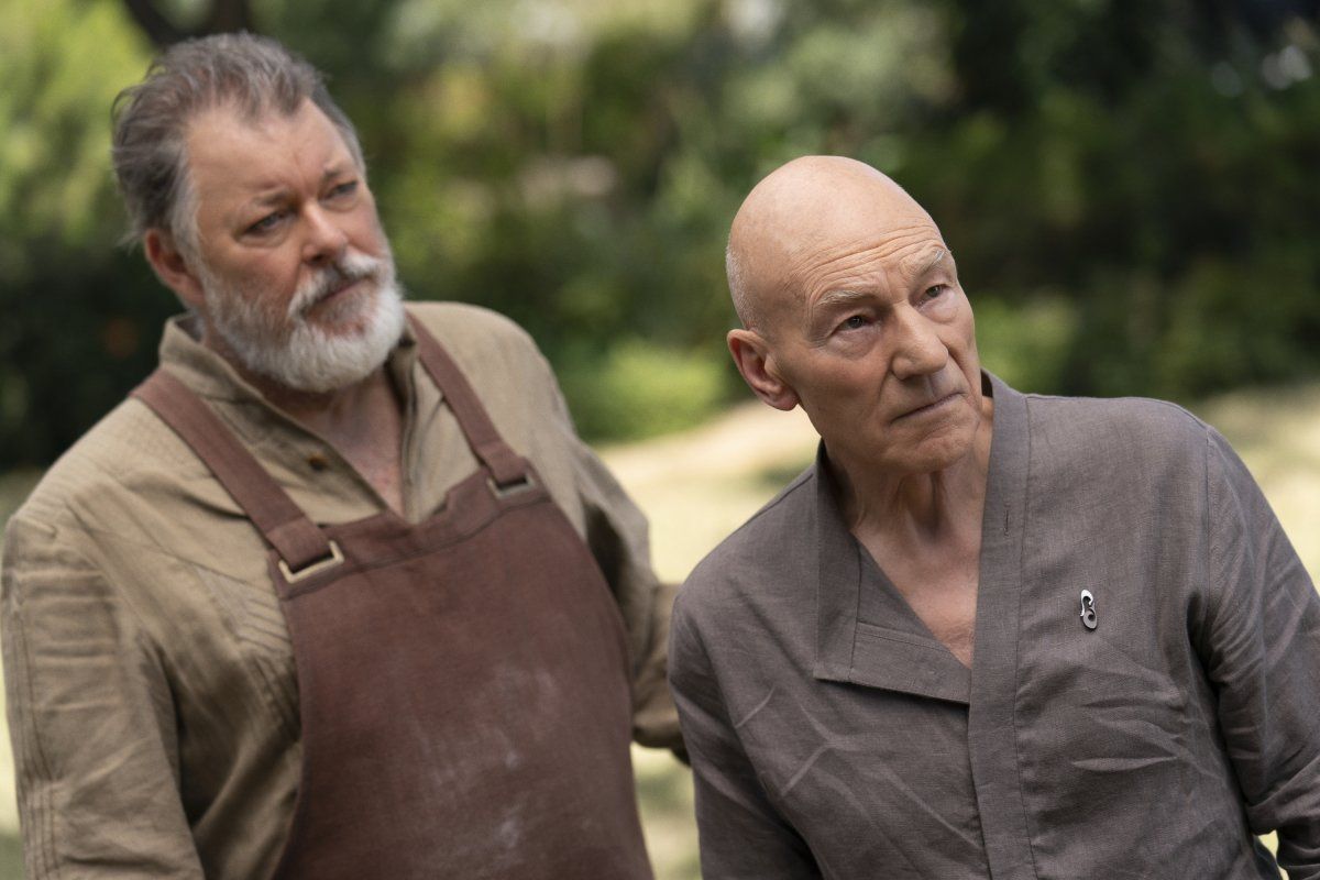 Jonathan Frakes as Riker; Sir Patrick Stewart as Jean-Luc Picard