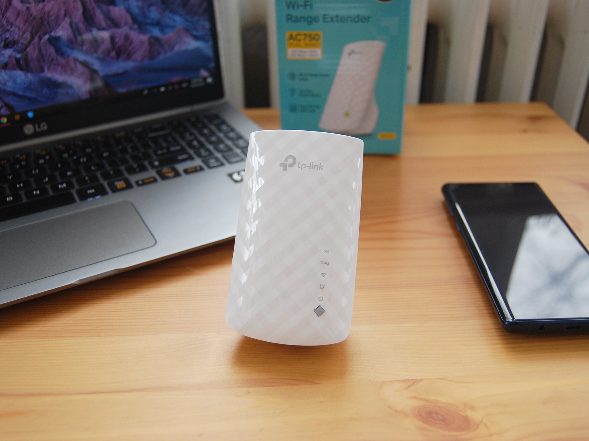 TP-Link AC750 WiFi Range Extender RE220 Review