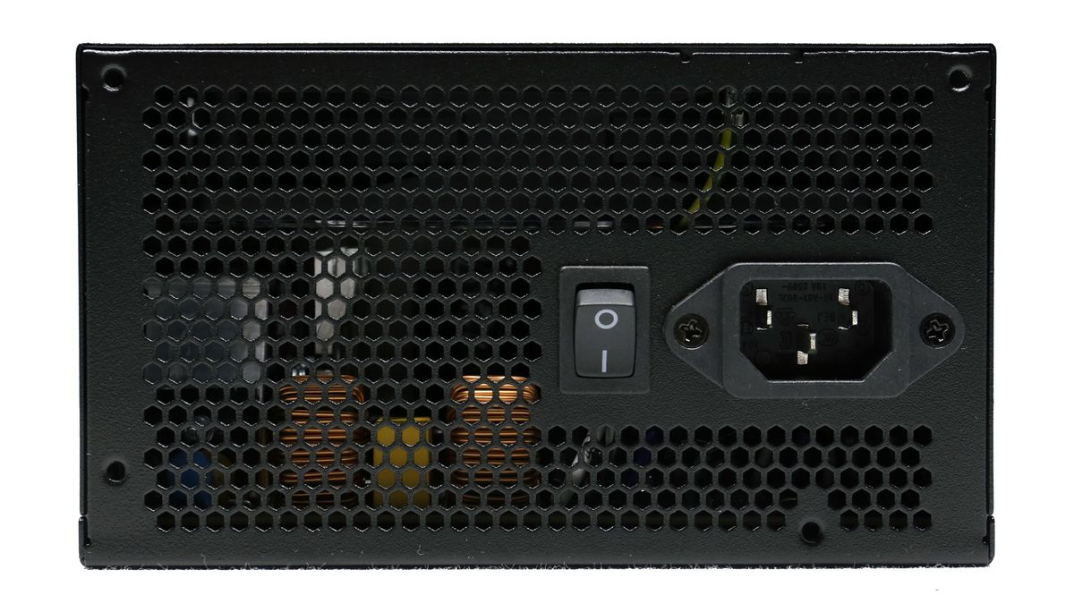 XPG Pylon 650