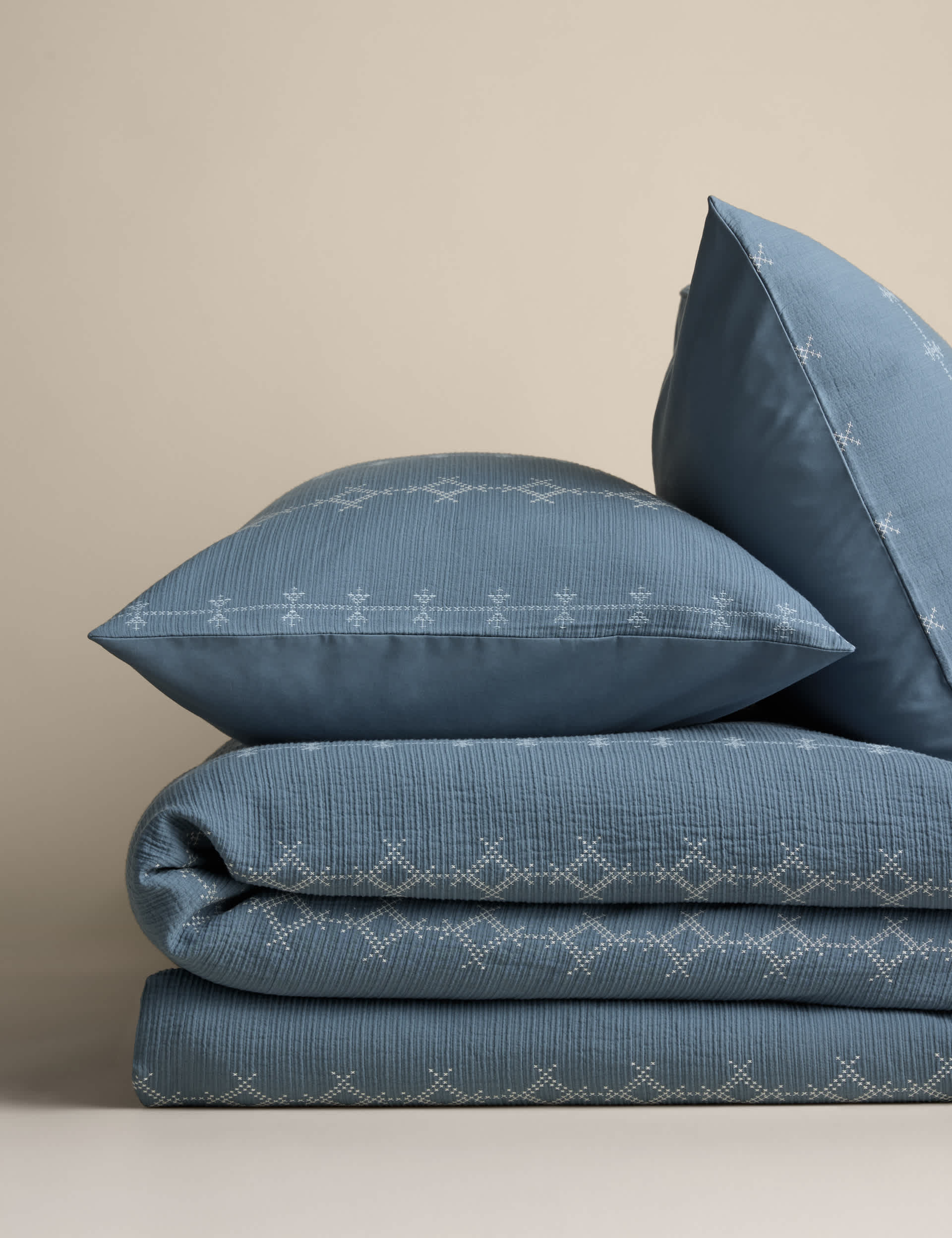 Pure Cotton Cross-Stitch Jacquard Bedding Set