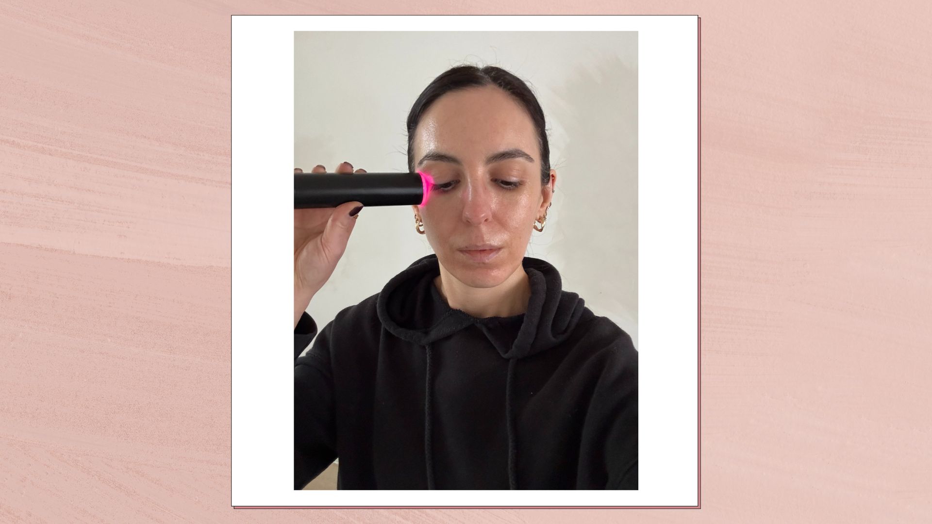 Beauty Editor Stephanie Maylor using the Lyma laser as part of her Lyma laser review