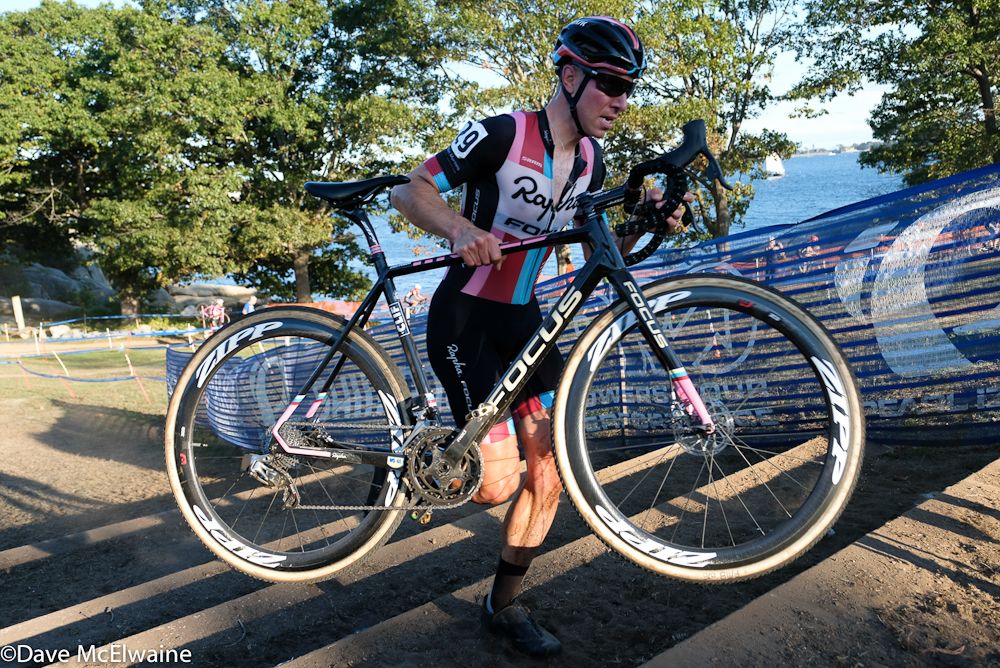 Jeremy Powers (Aspire Racing) running the stairs late in the contest