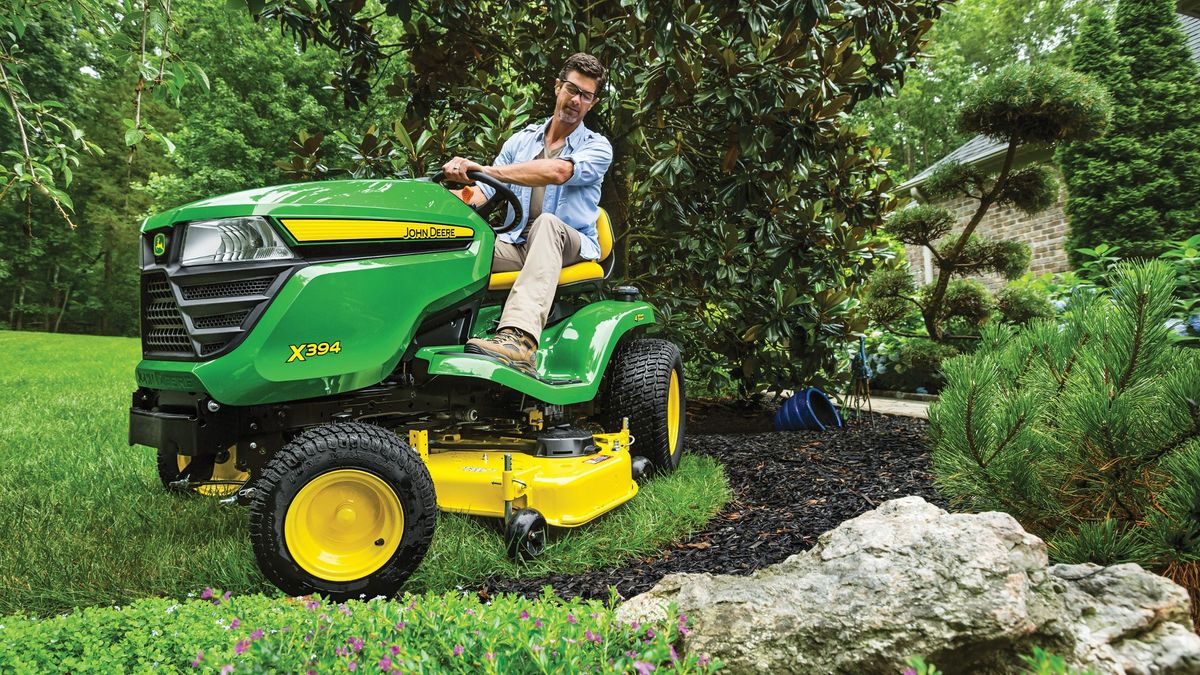 John Deere's smart lawn tractor tracks every inch of grass and makes