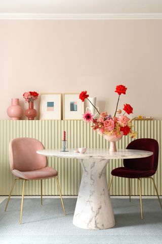 evoke your senses with the sweet-smelling hues of Dulux Heritage