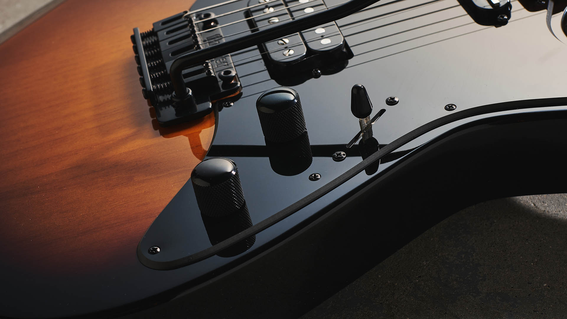 Kramer Volante HSGT Triburst: the all-new high-performance S-style from the GIbson-owned shred brand is a grown-up looking S-style.