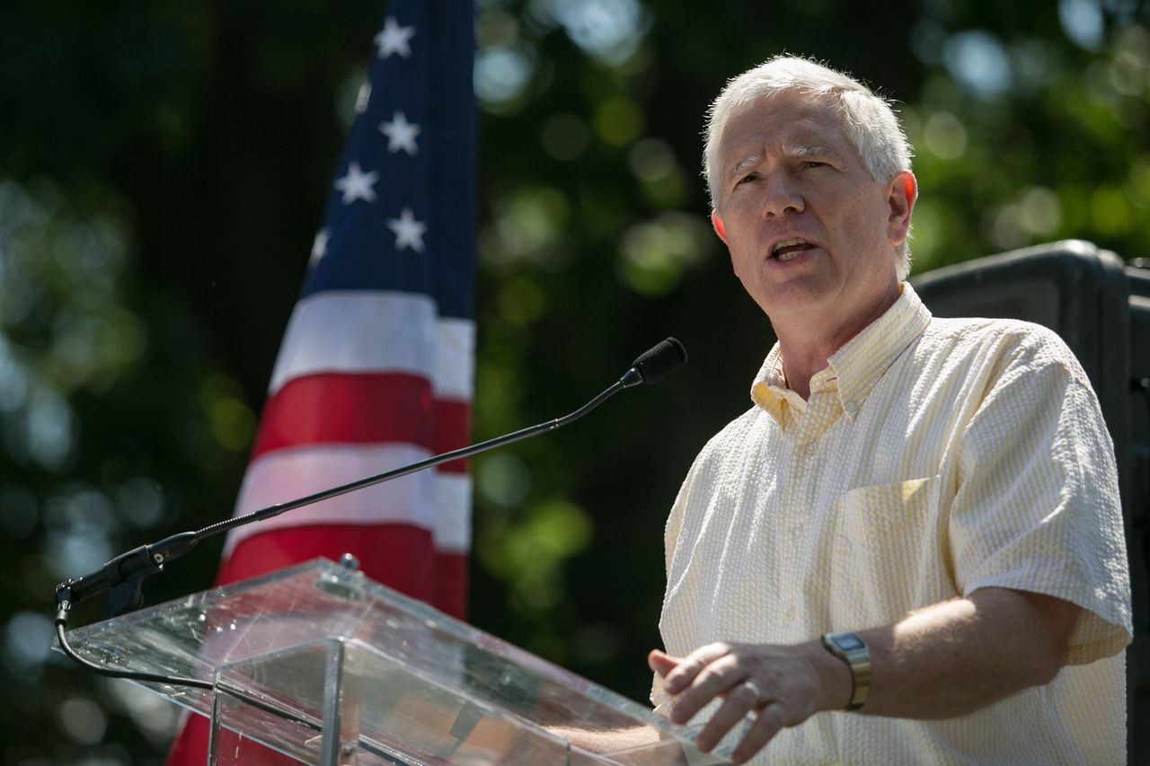 Rep. Mo Brooks (R-AL)