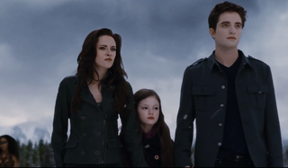 Kristen Stewart, Mackenzie Foy and Robert Pattinson in Breaking Dawn Part 2