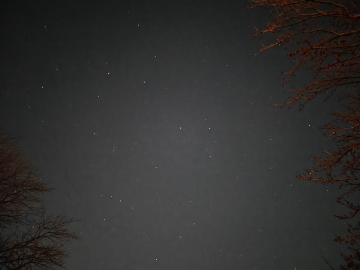 OnePlus 12 astrophotography.